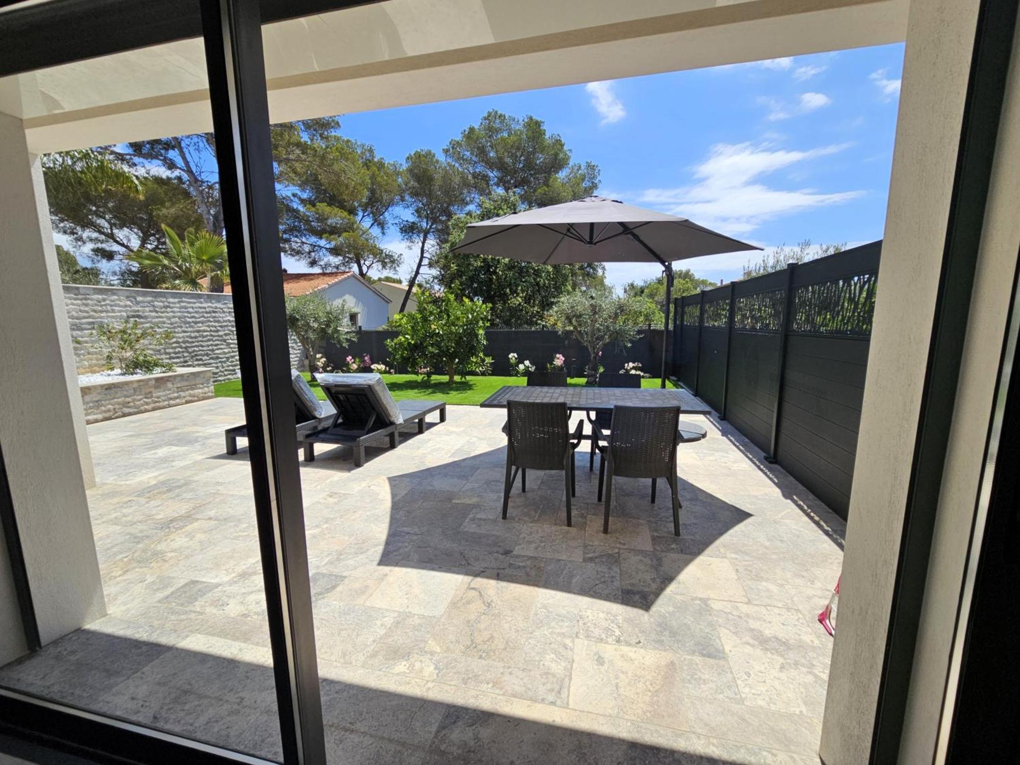 Etoile Du Berger Saint Aygulf 3 Villas Et 4 Appartements Jardin Individuel Et Piscine Chauffee En Saison - La Mer Et Les Plages 450 M Экстерьер фото