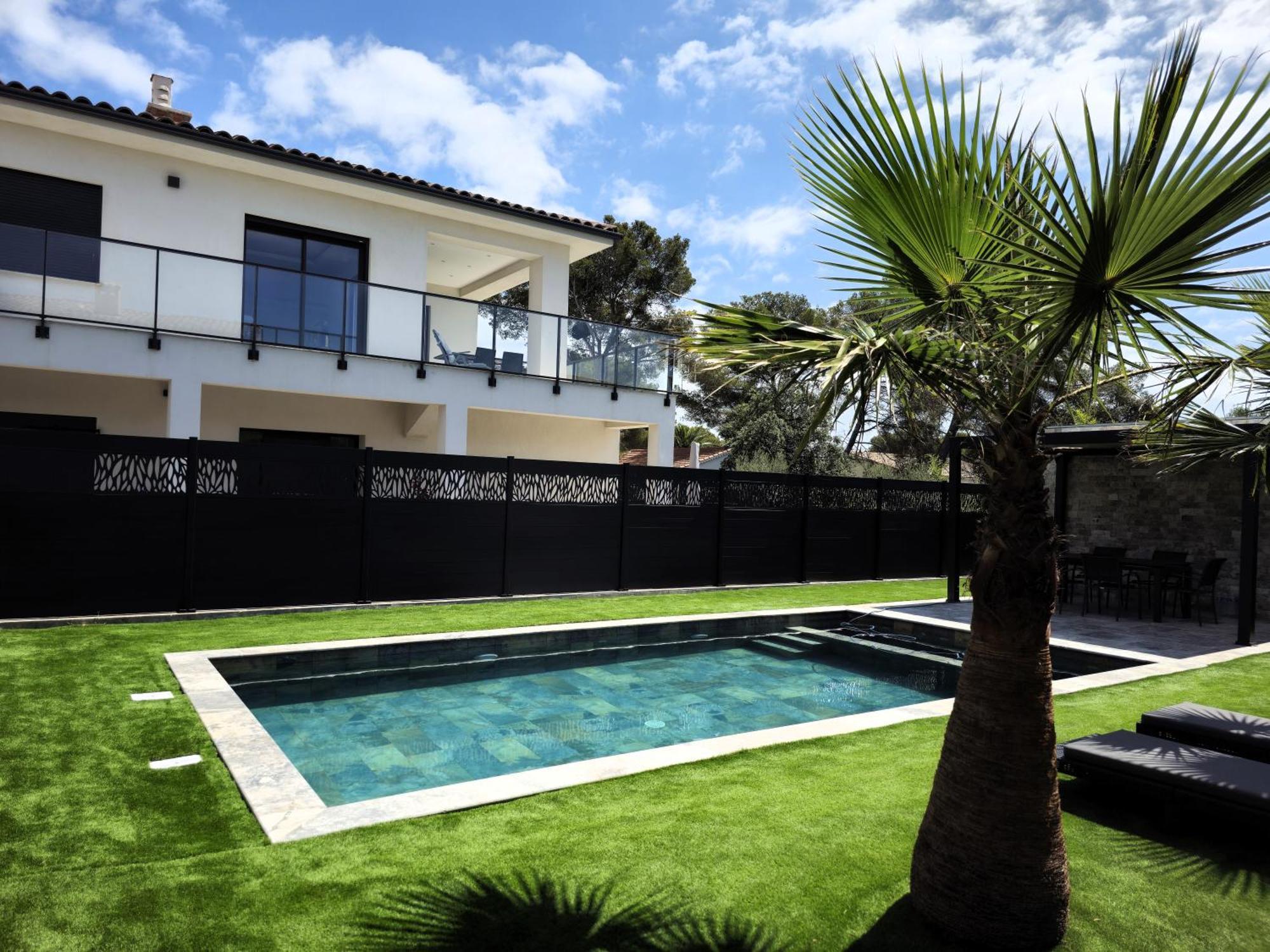 Etoile Du Berger Saint Aygulf 3 Villas Et 4 Appartements Jardin Individuel Et Piscine Chauffee En Saison - La Mer Et Les Plages 450 M Экстерьер фото